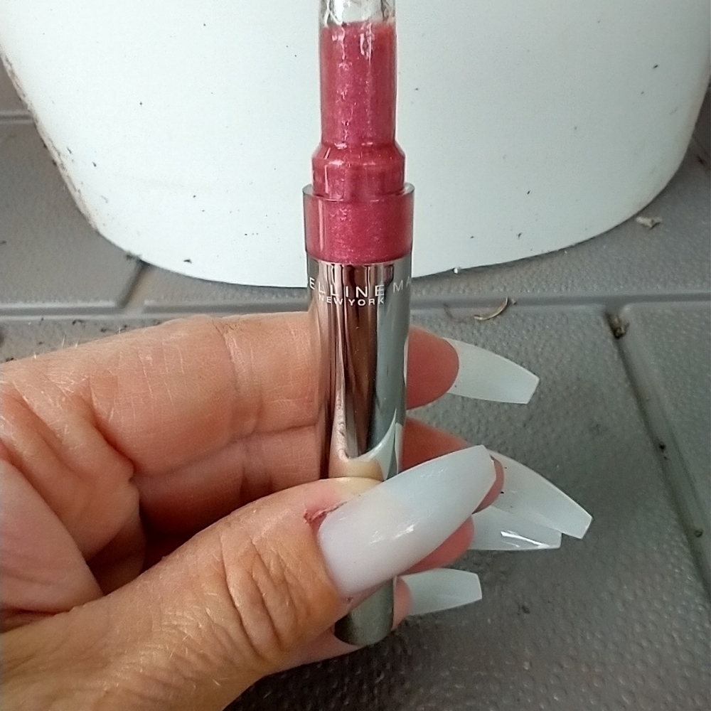 Women's Maybelline shine seduction glossy lipcolor